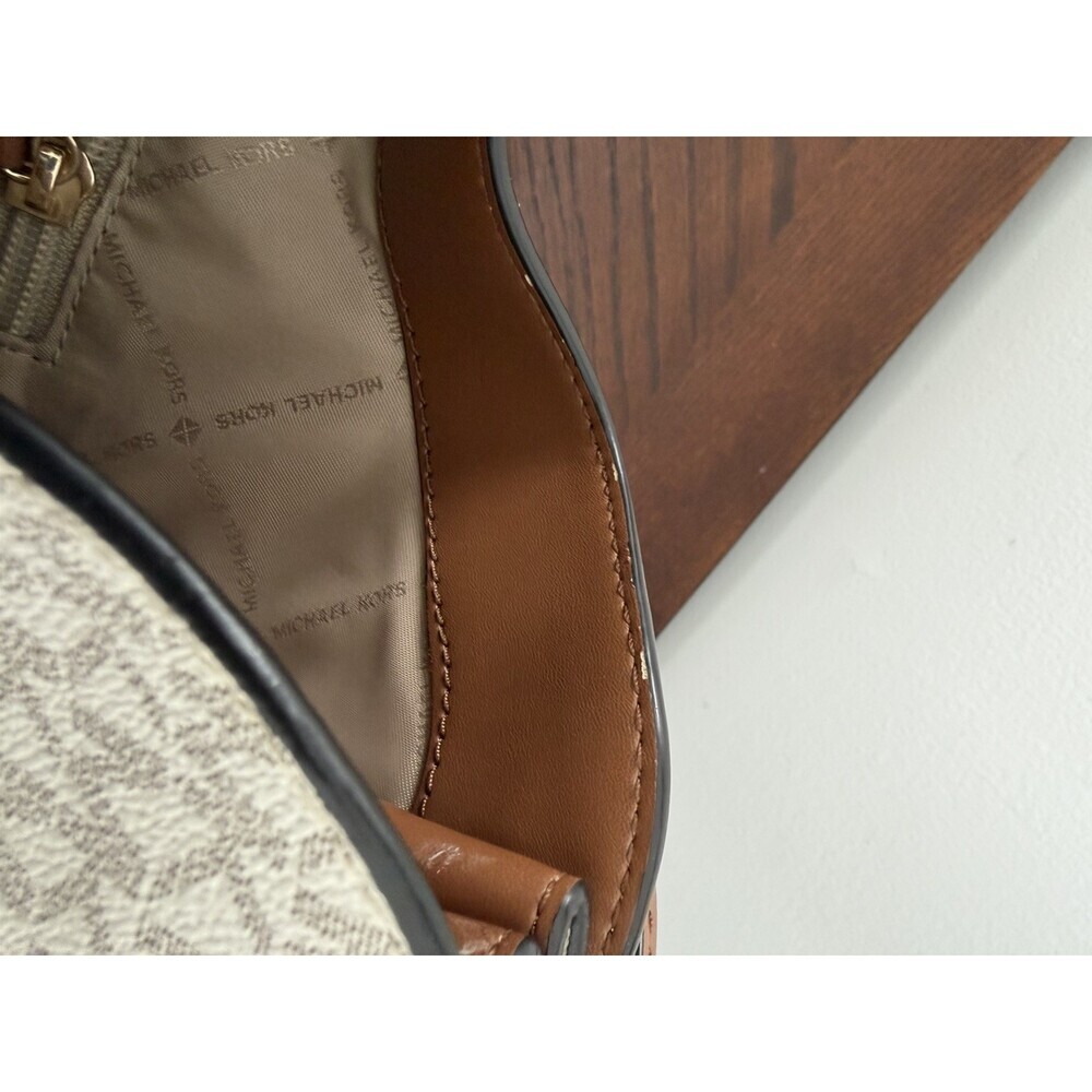 Michael Kors Shoulder Bag Joan Large Slouchy Vanilla Pebbled Leather AUTHENTIC - Picture 13 of 16